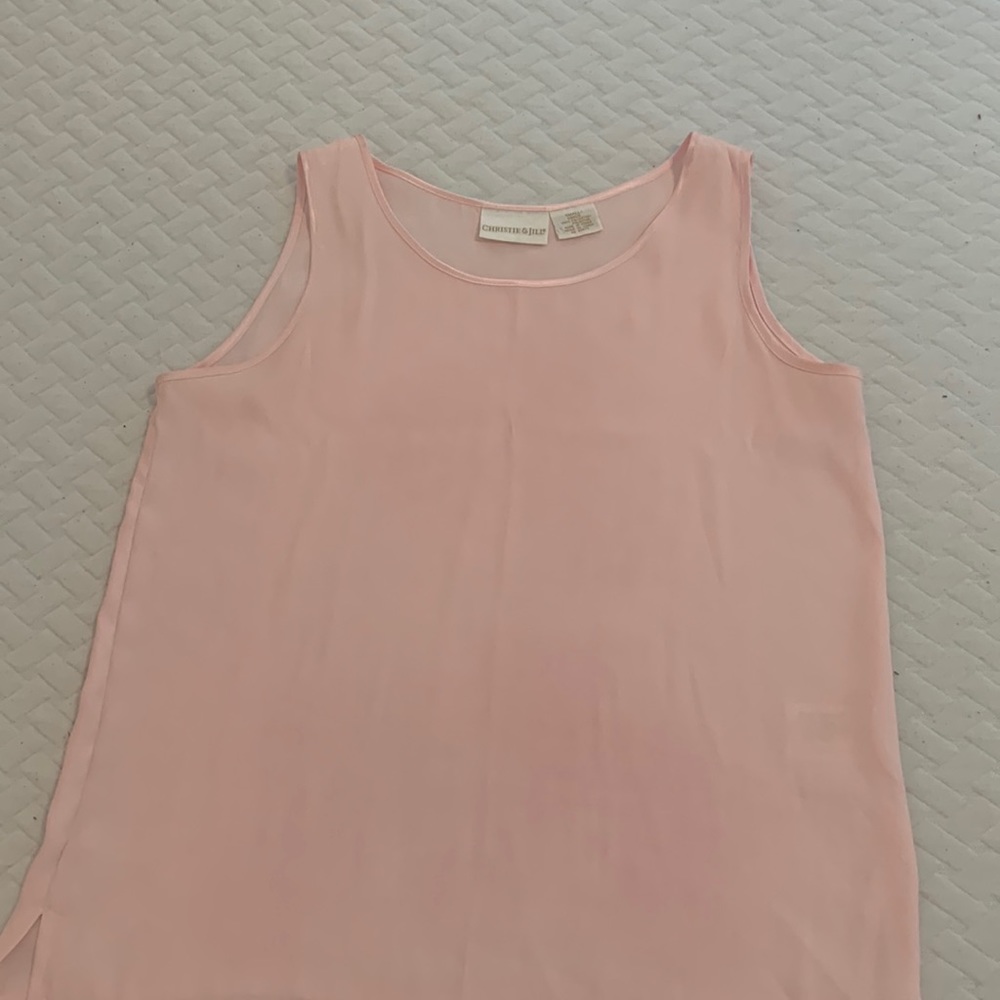 Christie and Jill soft pink shell. Sleeveless. Size Small